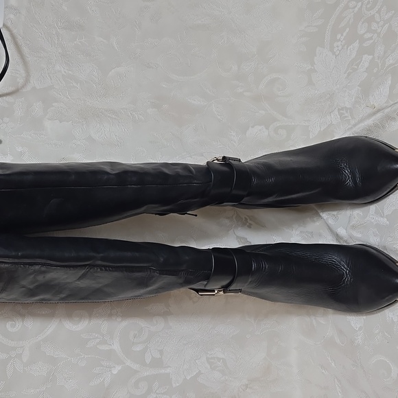 Aldo Midnight Black Leather Heeled Boots - Picture 4 of 8